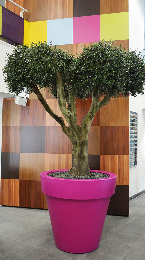 kunstbeplanting ronde roze pot