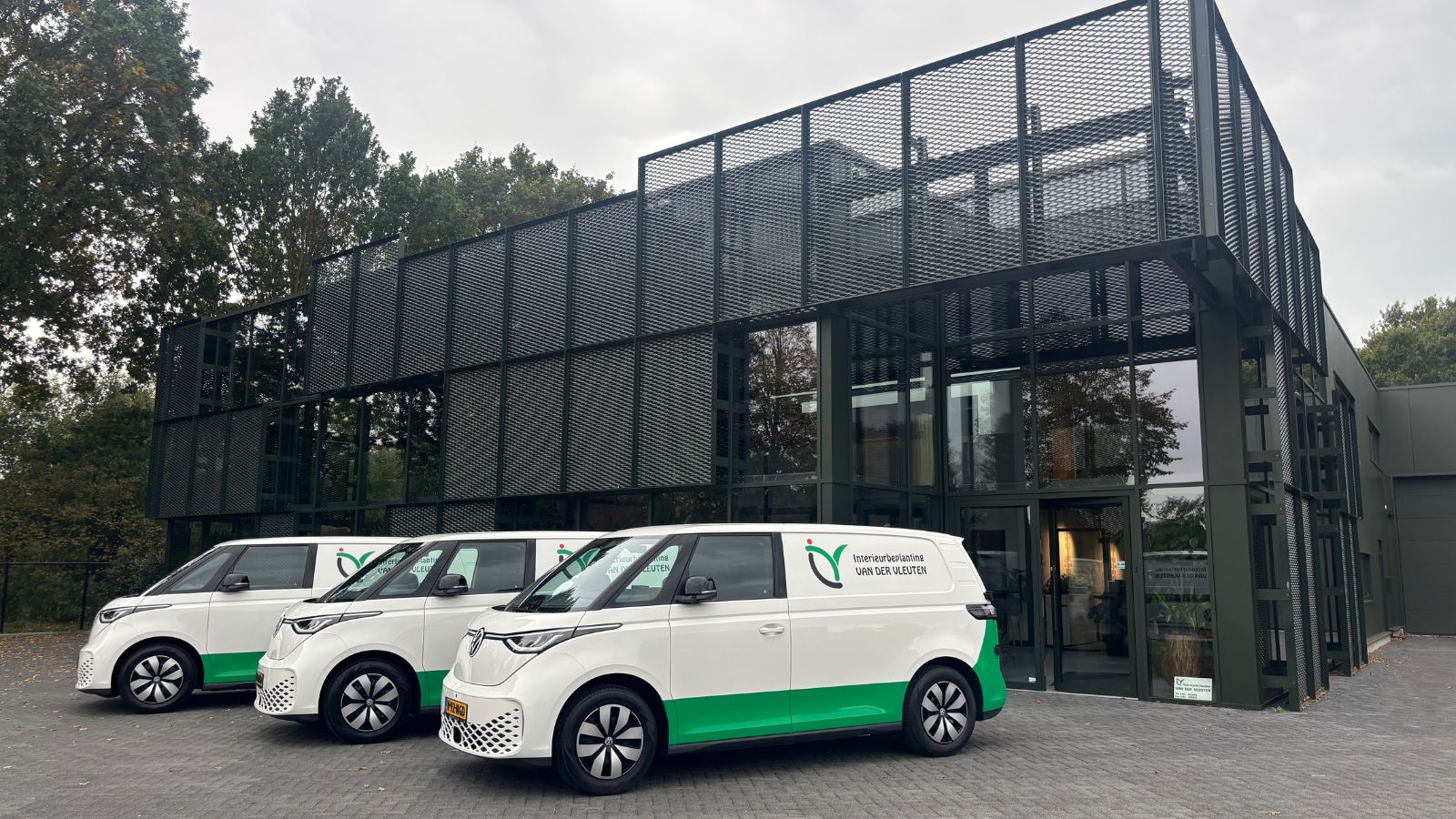 Elektrische bussen - Interieurbeplanting van der Vleuten Duurzaamheid - Elektrische bussen